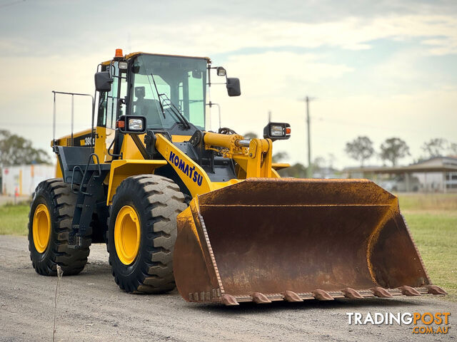 Komatsu WA380-6 Loader/Tool Carrier Loader - photo 2 of 18