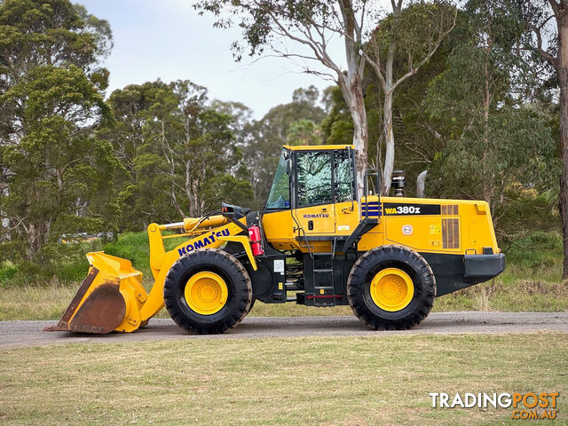 Komatsu WA380-6 Loader/Tool Carrier Loader - photo 5 of 18