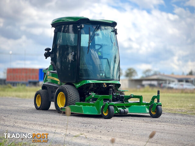John Deere 1585 Front Deck Lawn Equipment