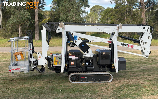 Monitor 1890 Boom Lift Access & Height Safety - photo 2 of 15