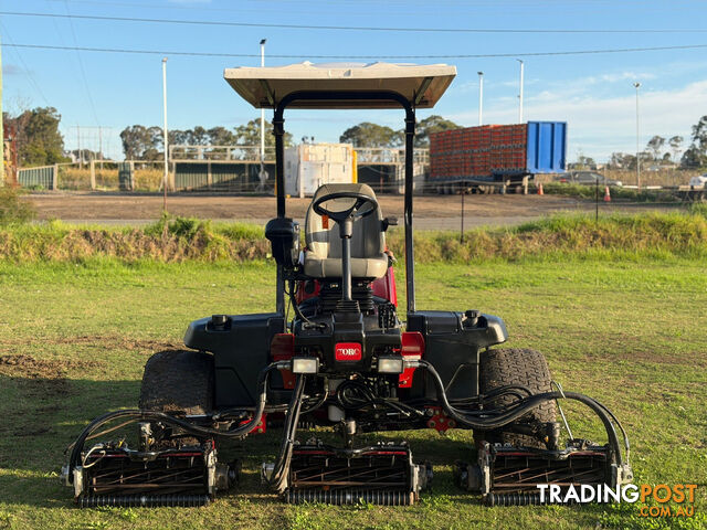 Toro Reelmaster 5510 Golf Fairway mower Lawn Equipment - photo 2 of 22