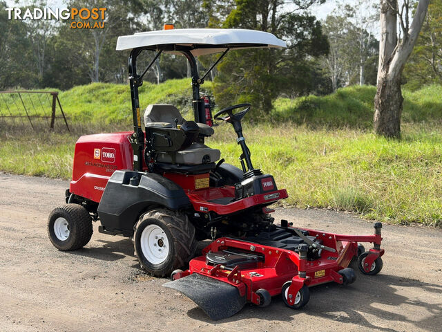Toro 3200 Front Deck Lawn Equipment