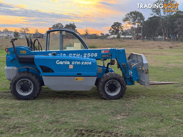 Genie GTH2506 Telescopic Handler Telescopic Handler - photo 5 of 15