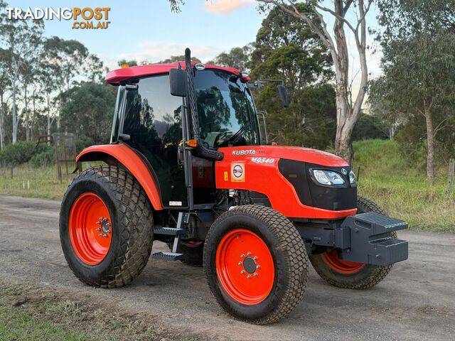 Kubota M9540 FWA/4WD Tractor