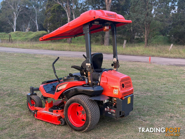 Kubota ZD1221 Zero Turn Lawn Equipment - photo 3 of 17