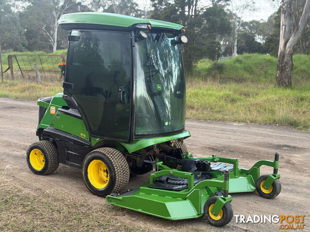 John Deere 1575 Front Deck Lawn Equipment