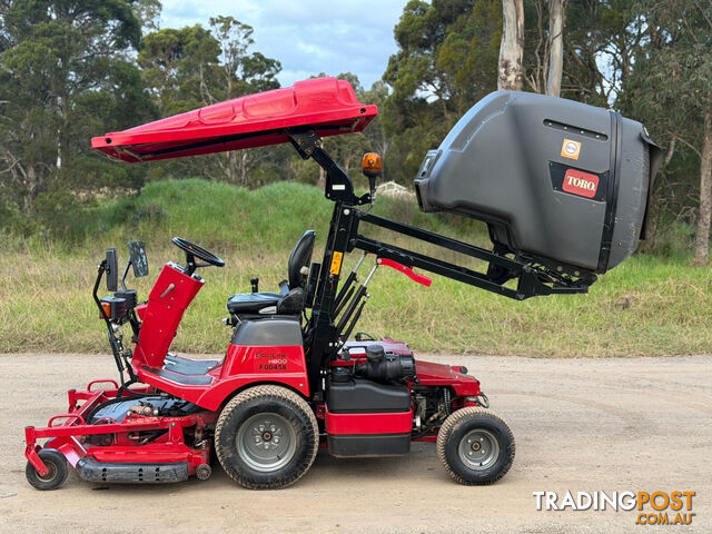 Toro Proline H800 Zero Turn Lawn Equipment