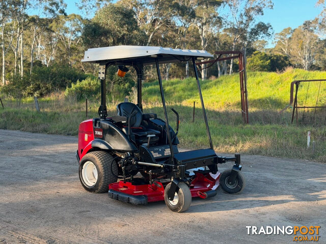 Toro Groundsmaster 7210 Zero Turn Lawn Equipment