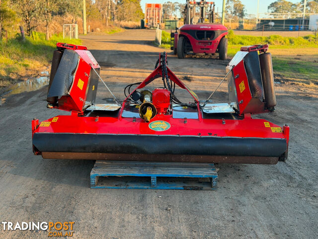 Trimax Stealth Slasher Hay/Forage Equip