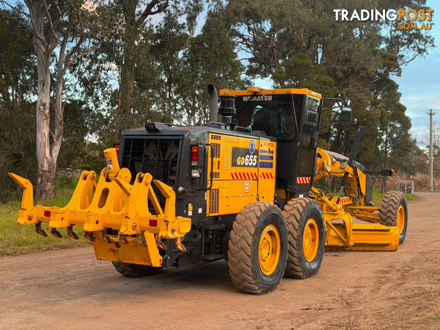 Komatsu GD655 Artic Grader Grader