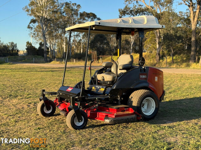 Toro Groundsmaster 7210 Zero Turn Lawn Equipment