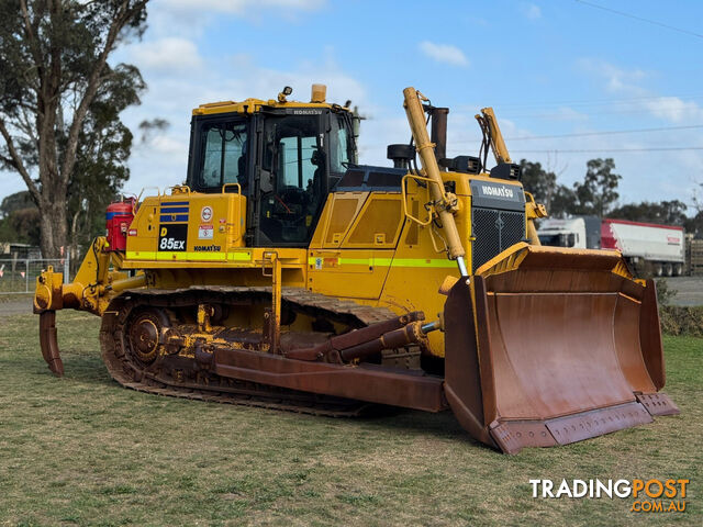 Komatsu D85E-18 Std Tracked-Dozer Dozer