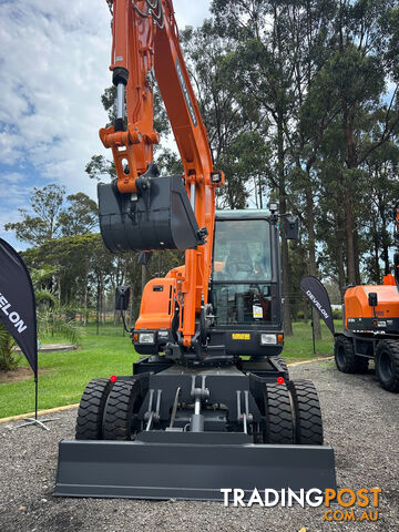 Develon DX55WE Wheeled-Excav Excavator - photo 3 of 6