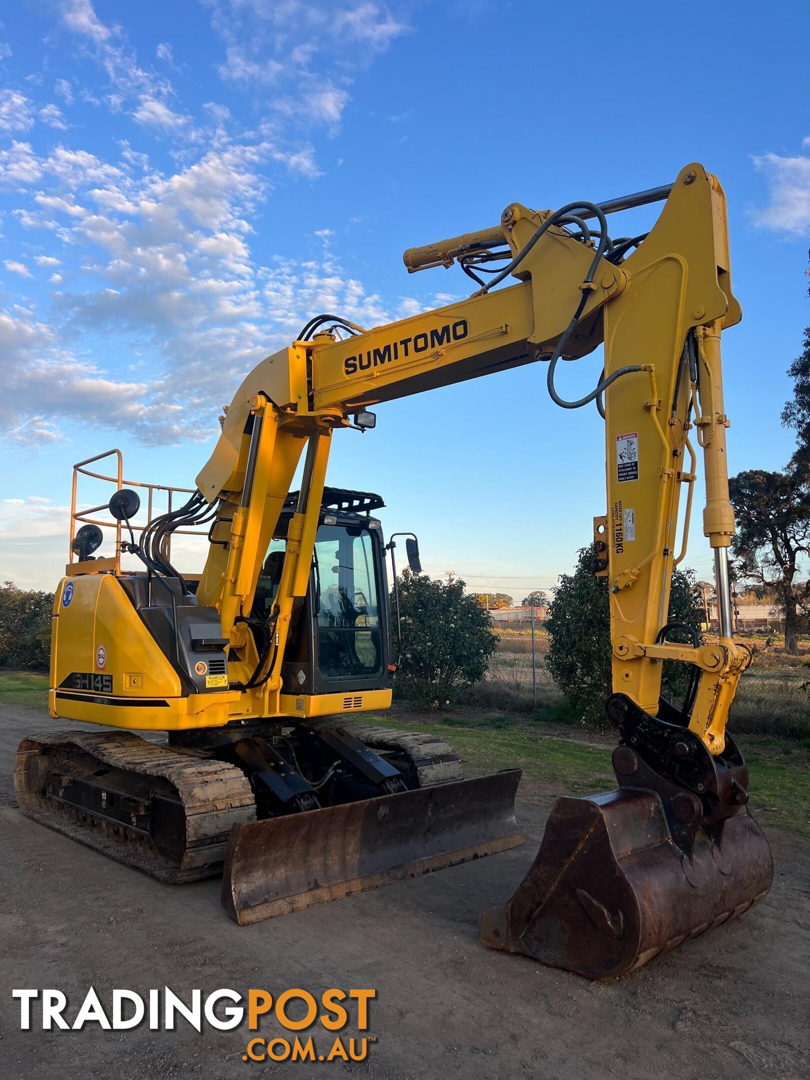 Sumitomo SH145 Tracked-Excav Excavator