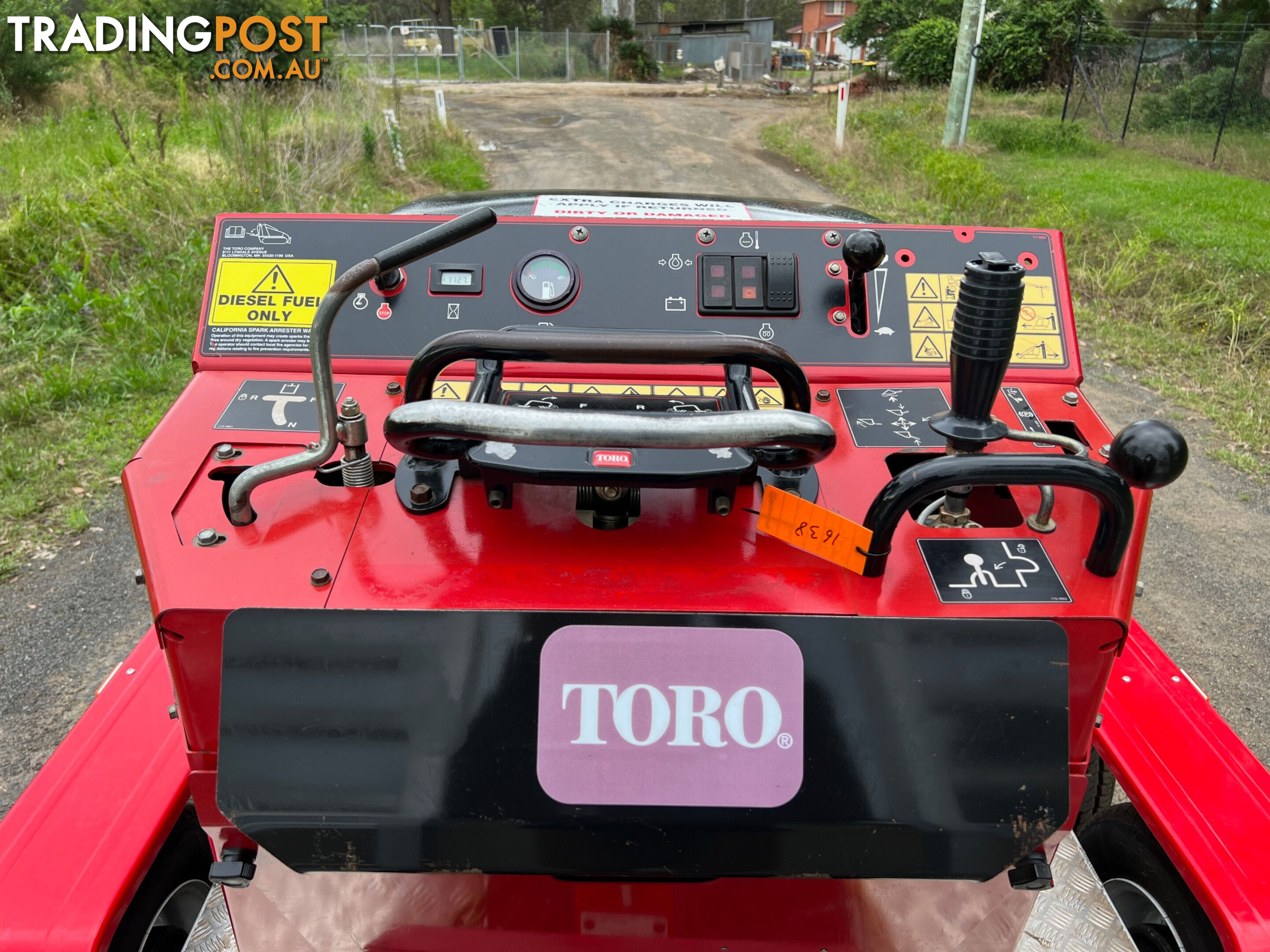 Toro TX1000 Skid Steer Loader