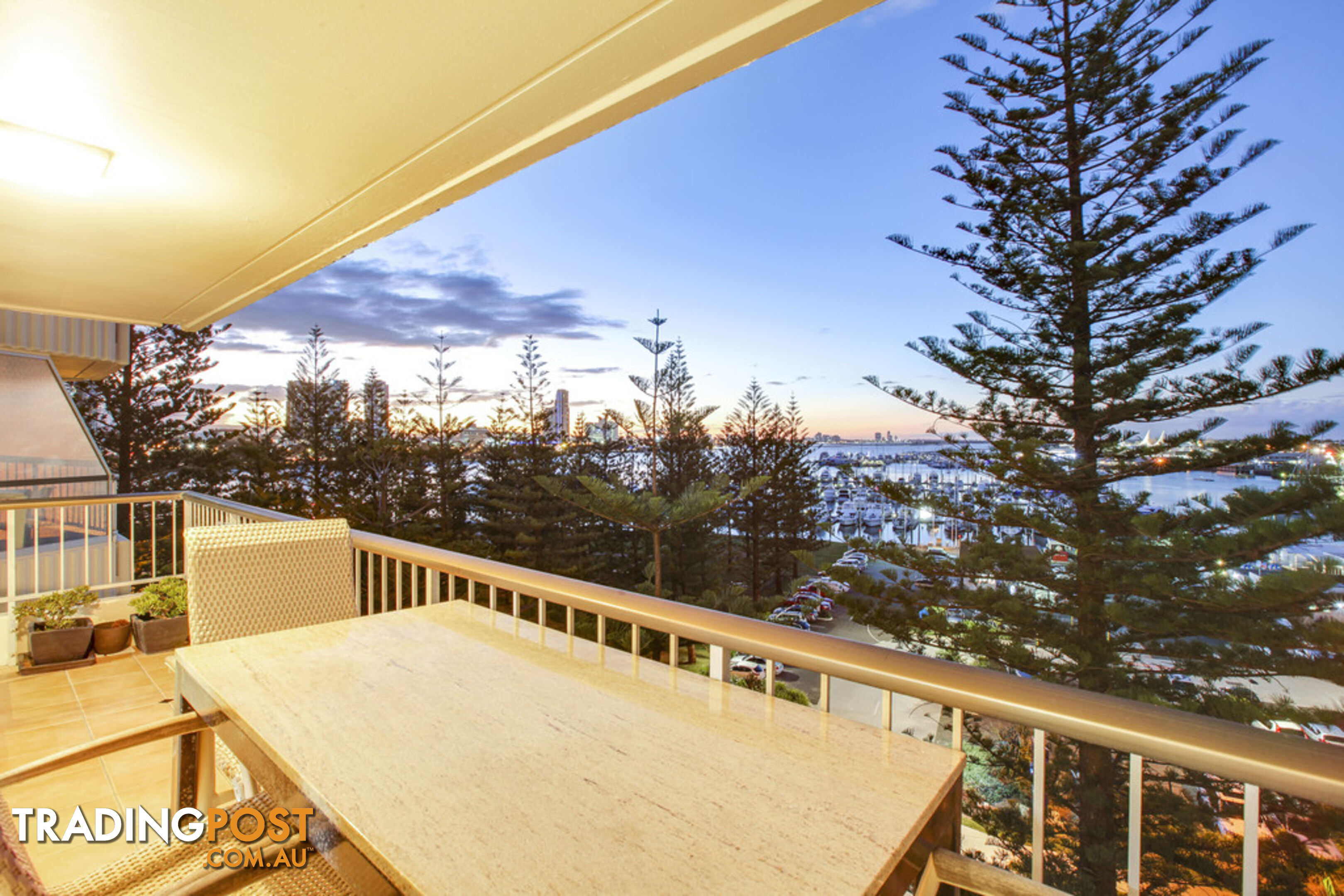 18/18 Macarthur Parade MAIN BEACH QLD 4217