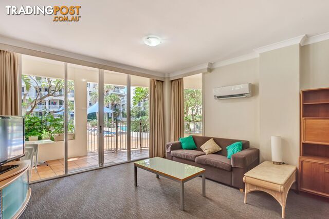 4/7 Elkhorn Avenue SURFERS PARADISE QLD 4217