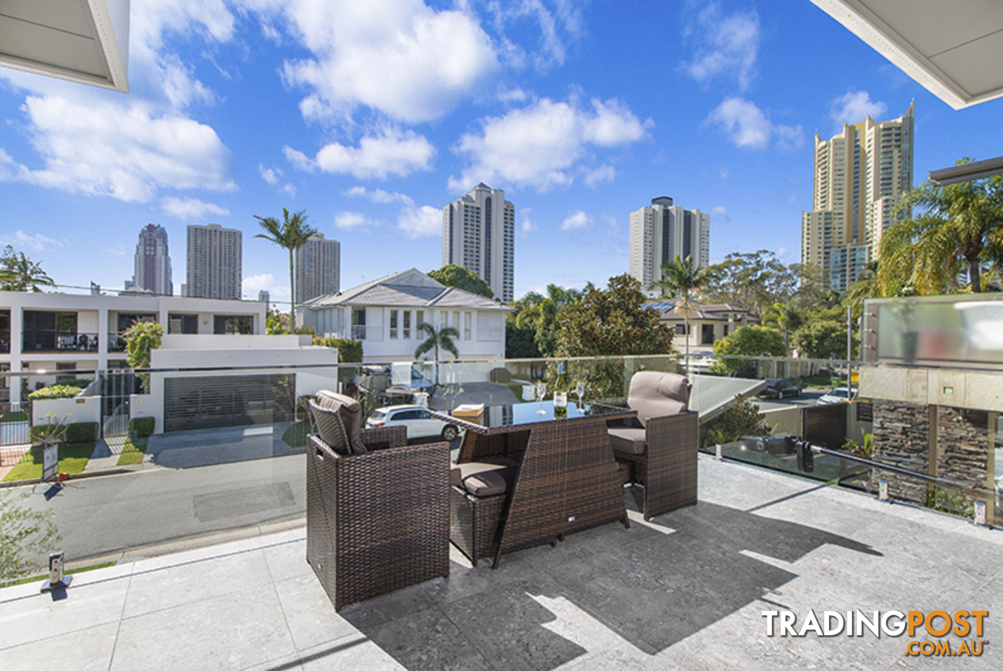 2/28 Blondell Avenue SURFERS PARADISE QLD 4217