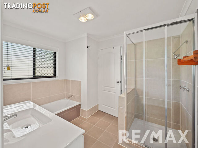 7 Sharon Ct ALBANY CREEK QLD 4035