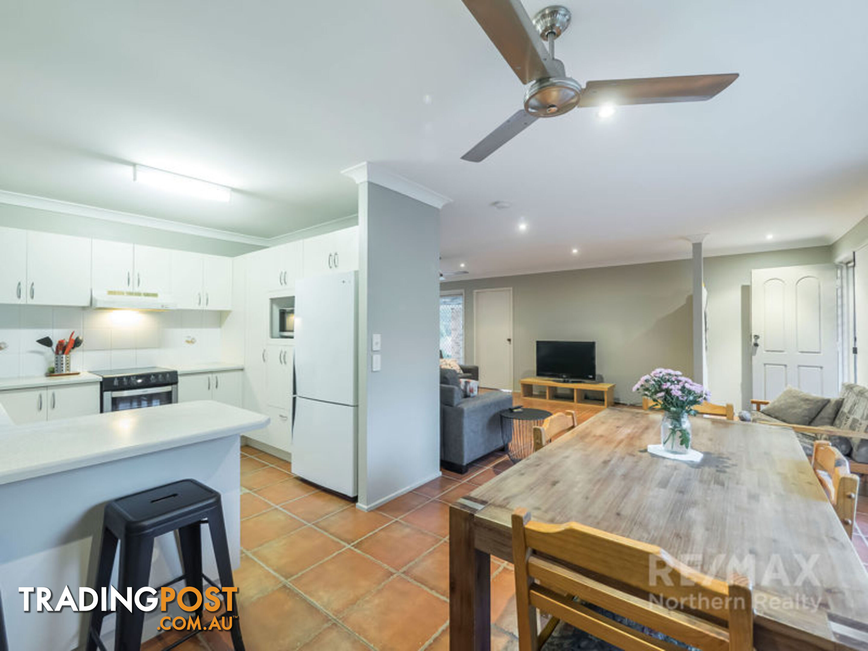 2 Alton Court ALBANY CREEK QLD 4035