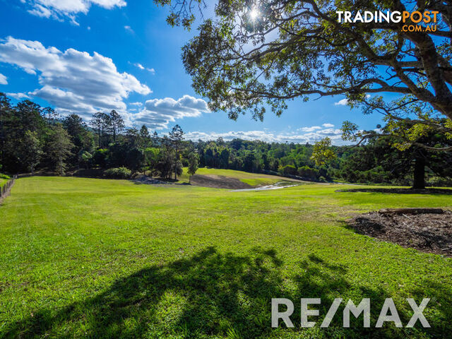 11 Camfin Road CLEAR MOUNTAIN QLD 4500