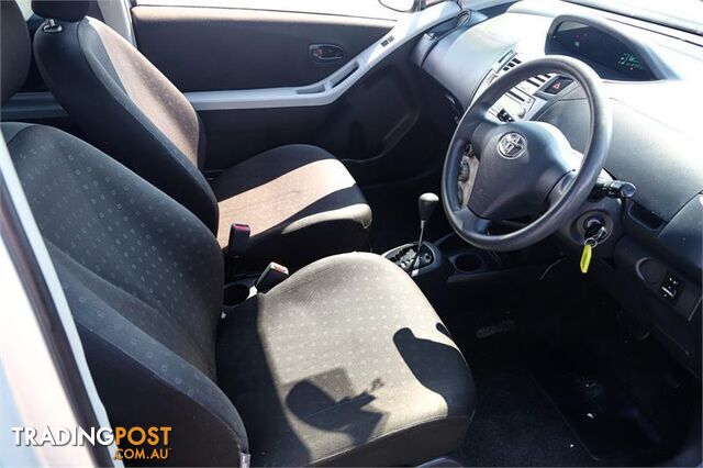 2005 TOYOTA YARIS YR AUTO HATCH