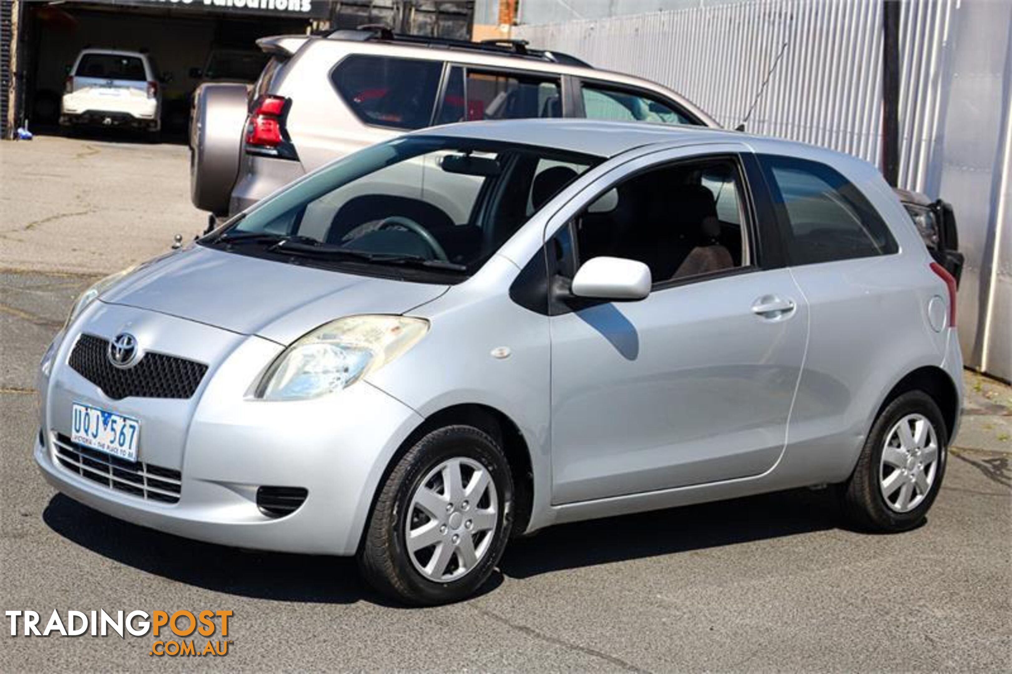 2005 TOYOTA YARIS YR AUTO HATCH