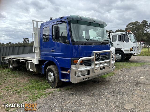 2001 Mercedes-Benz Atego - photo 2 of 7