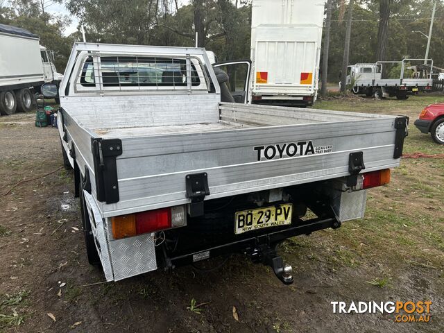  2012 TOYOTA HILUX WORKMATE