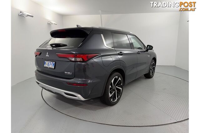 2024 Mitsubishi Outlander PHEV Exceed Tourer ZM - photo 3 of 43