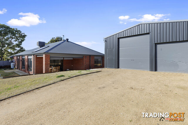 14 View Ct Cobram VIC 3644