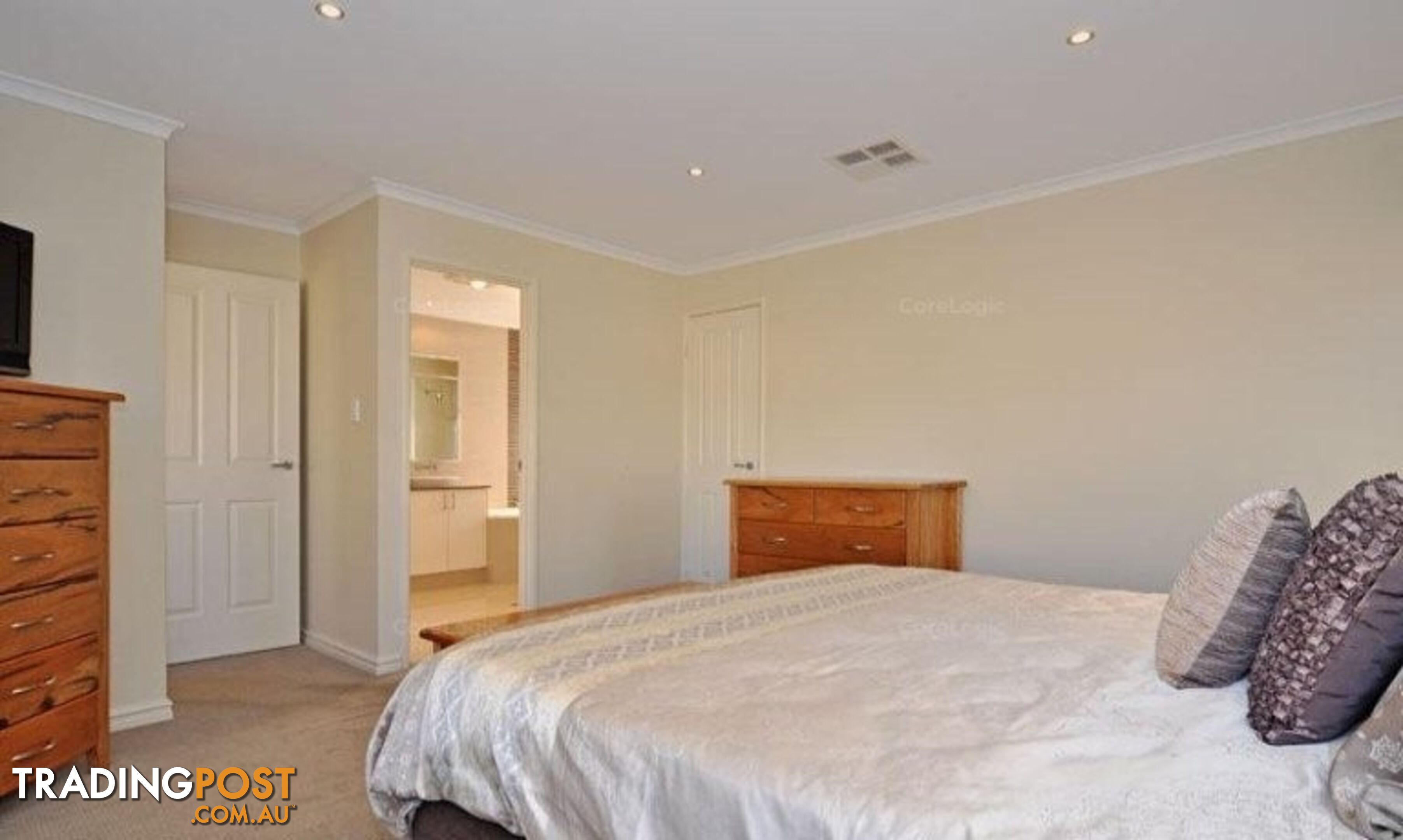 82A Ida St Eden Hill WA 6054