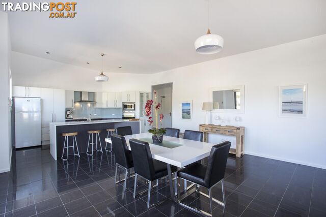 10/5-7 Golf Road MOLLYMOOK NSW 2539