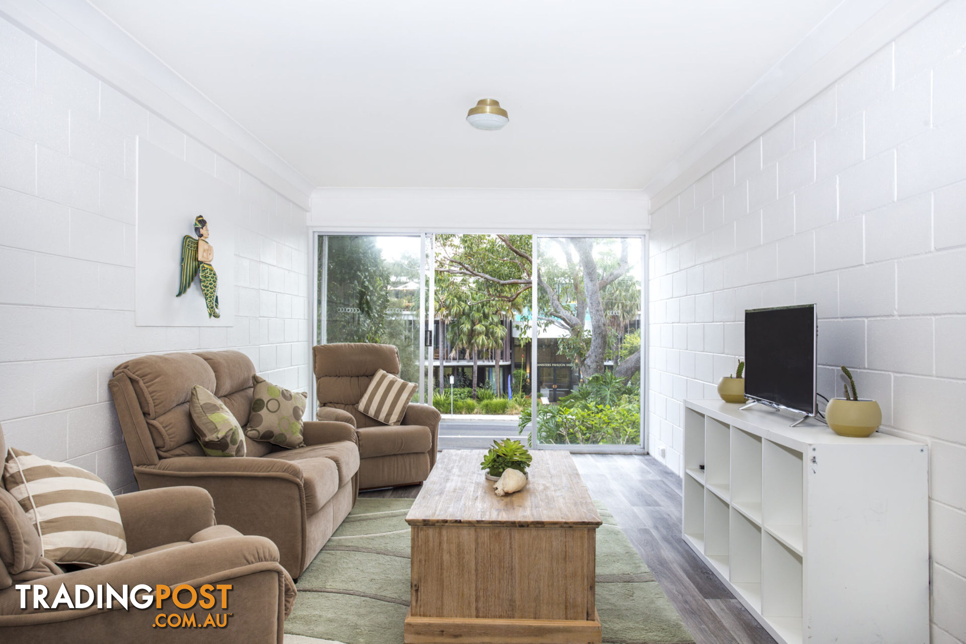 86 Tallwood Ave MOLLYMOOK NSW 2539