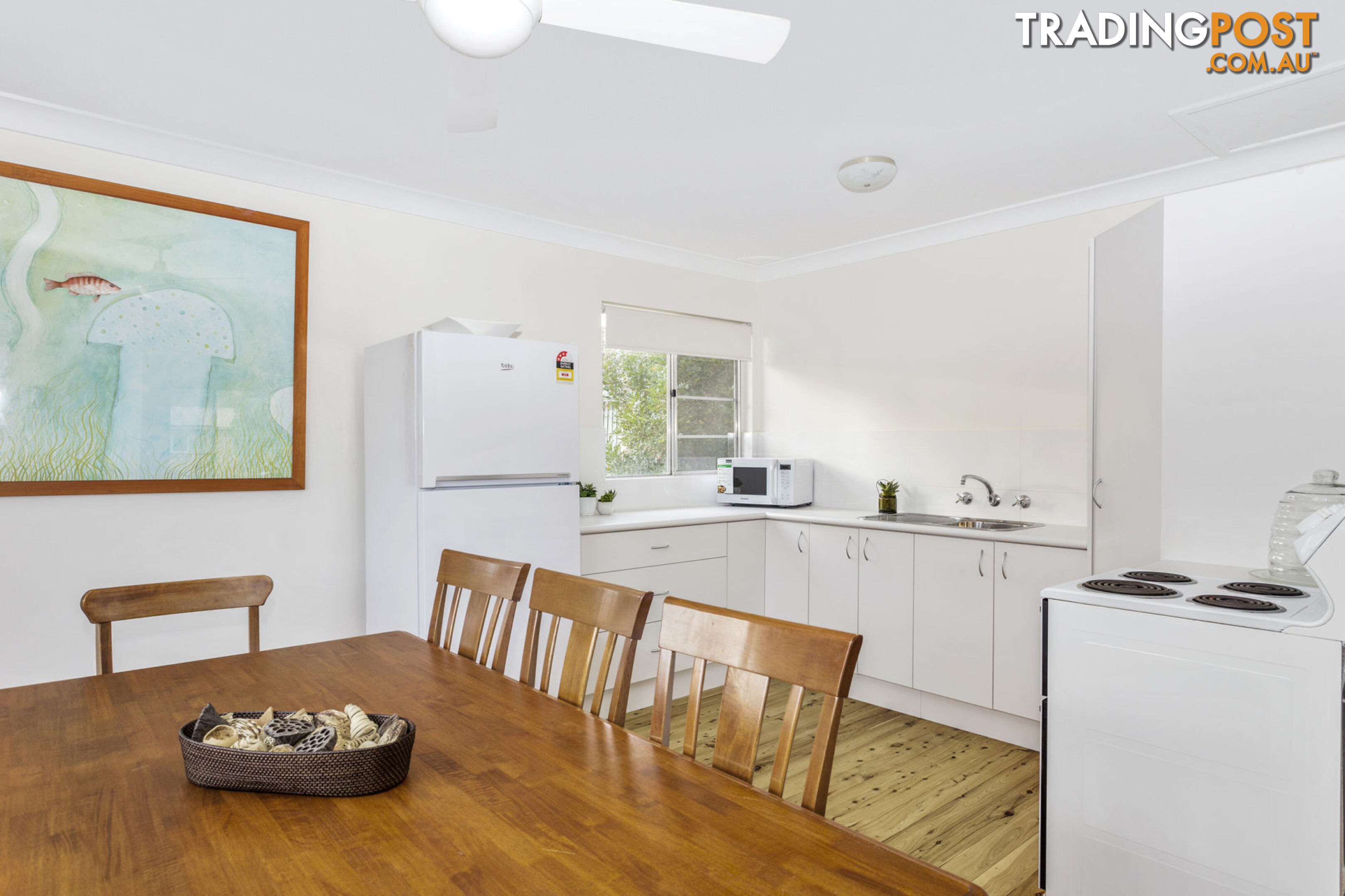 86 Tallwood Ave MOLLYMOOK NSW 2539