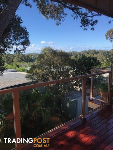 1/60 Linden Way MOLLYMOOK BEACH NSW 2539