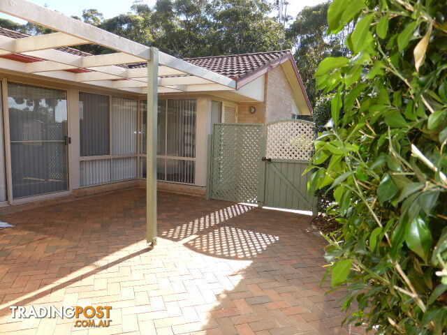 1 Oxley Crescent MOLLYMOOK NSW 2539