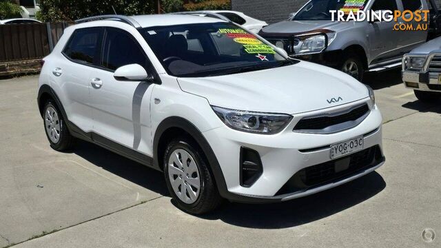 2022 KIA STONIC S  