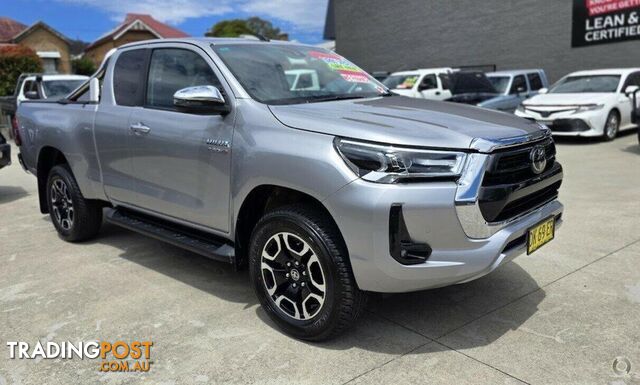 2021 TOYOTA HILUX 4X4 SR5 2.8L T DIESEL AUTOMATIC EXTRA CAB  