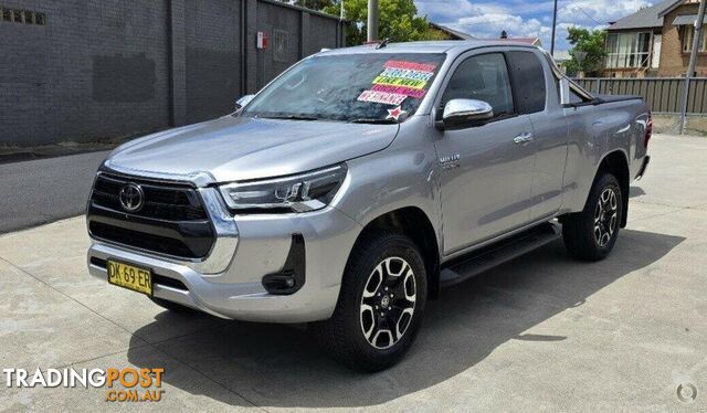 2021 TOYOTA HILUX 4X4 SR5 2.8L T DIESEL AUTOMATIC EXTRA CAB  