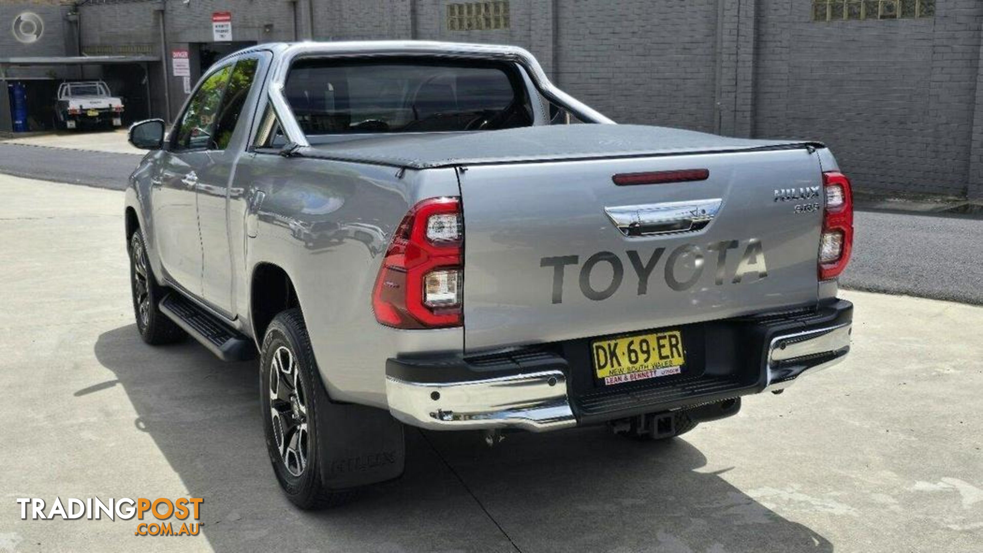 2021 TOYOTA HILUX 4X4 SR5 2.8L T DIESEL AUTOMATIC EXTRA CAB  