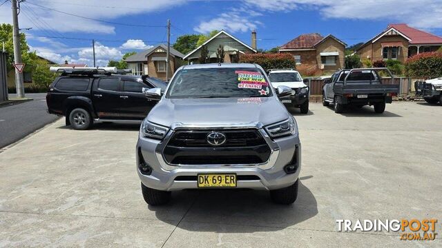 2021 TOYOTA HILUX 4X4 SR5 2.8L T DIESEL AUTOMATIC EXTRA CAB  