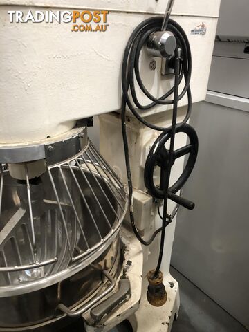 1996 PRECISION DOUGH MIXING MACHINE