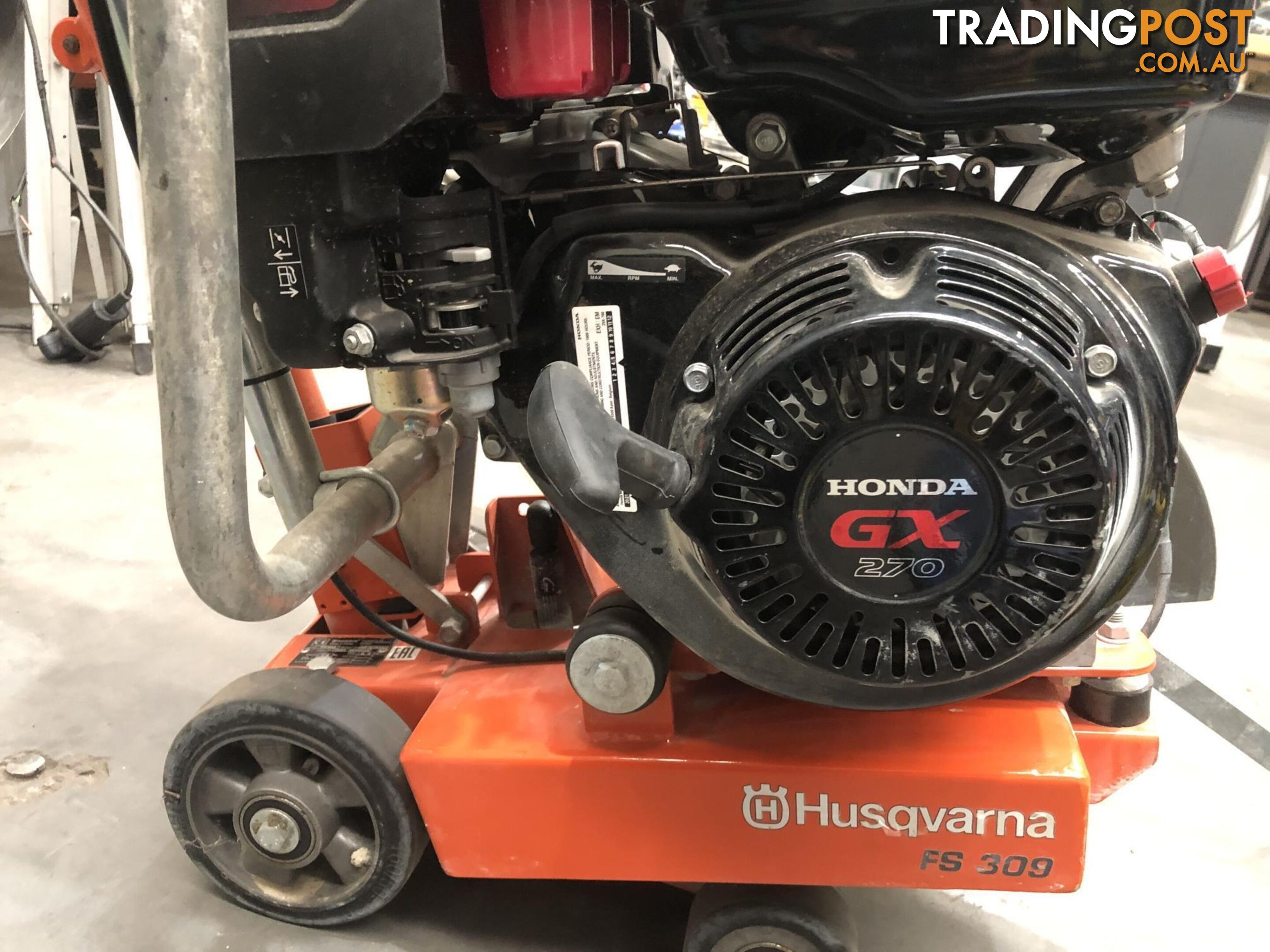 HUSQVUANA FS309 FLOOR SAW